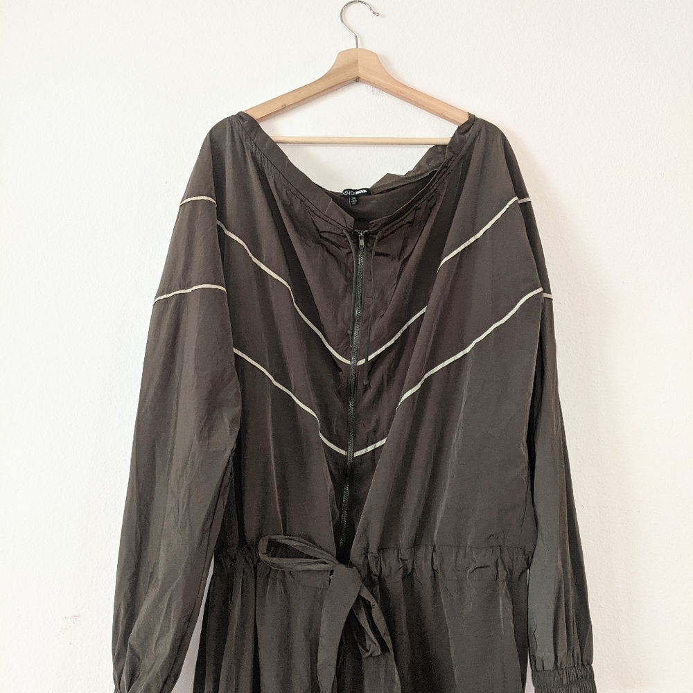 NWT Fashion Nova Shopping Is My Cardio Jumpsuit - Picture 4 of 10